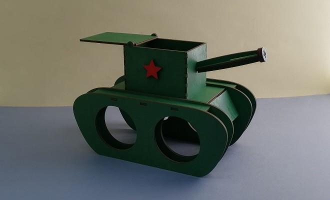 танк под 2 банки с двойными гусеницами