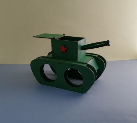 танк под 2 банки с двойными гусеницами